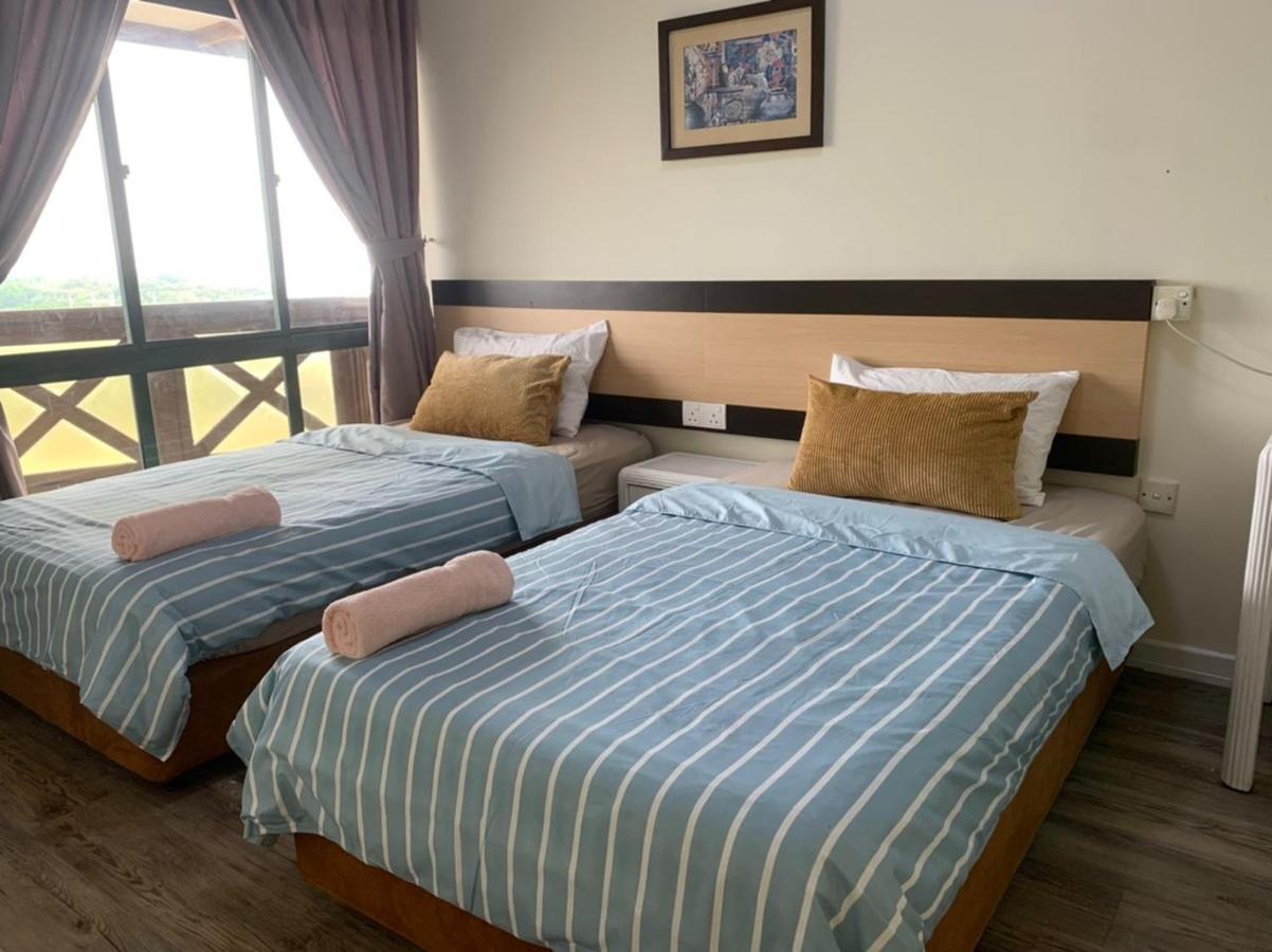 1 Bedroom Apartment, Melaka Cbd Town Center- Hosted By Private Locals Resident, Balcony With City Skyline View Or Seaview, Opposite Malls, Tv Box, 5 Minutes To Jonker Street, Malacca Exterior foto