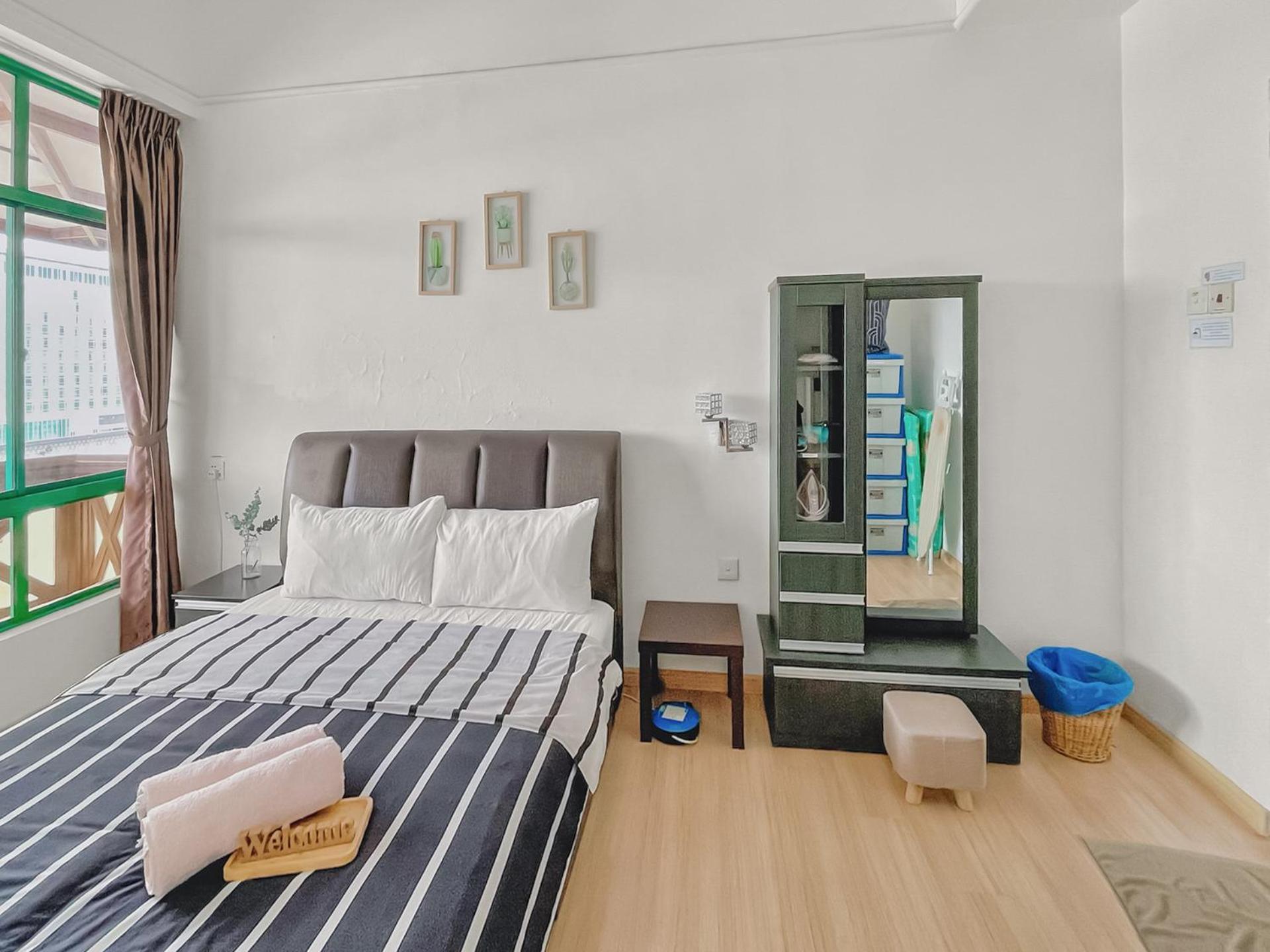 1 Bedroom Apartment, Melaka Cbd Town Center- Hosted By Private Locals Resident, Balcony With City Skyline View Or Seaview, Opposite Malls, Tv Box, 5 Minutes To Jonker Street, Malacca Exterior foto